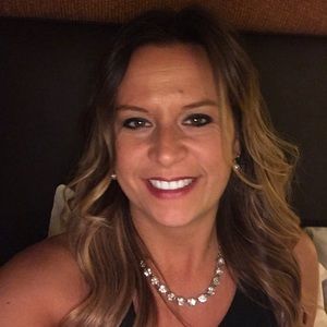 Meet your Posher, Gina